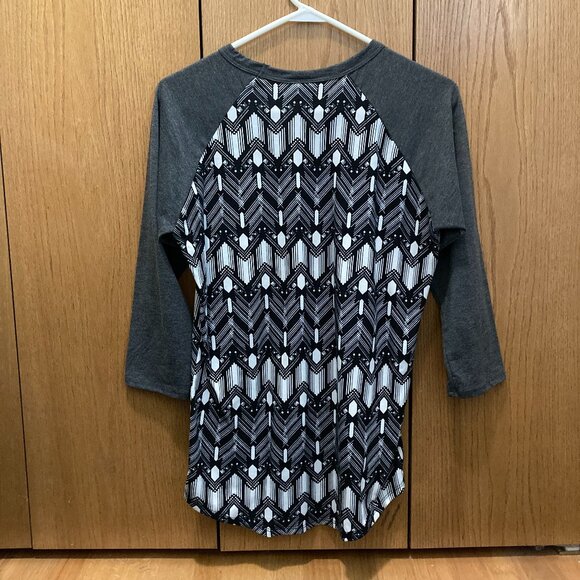 LuLaRoe Black, White and Gray Randy Baseball T-Shirt - S - Picture 2 of 4